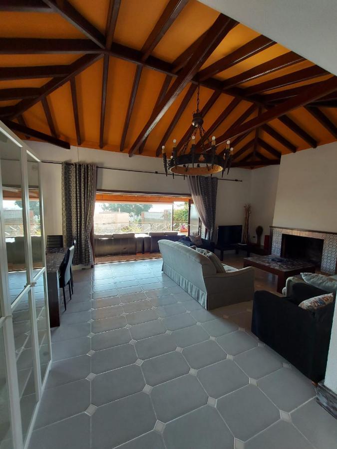 Villa Con Piscina Privada ตอร์เรโมลิโนส ภายนอก รูปภาพ