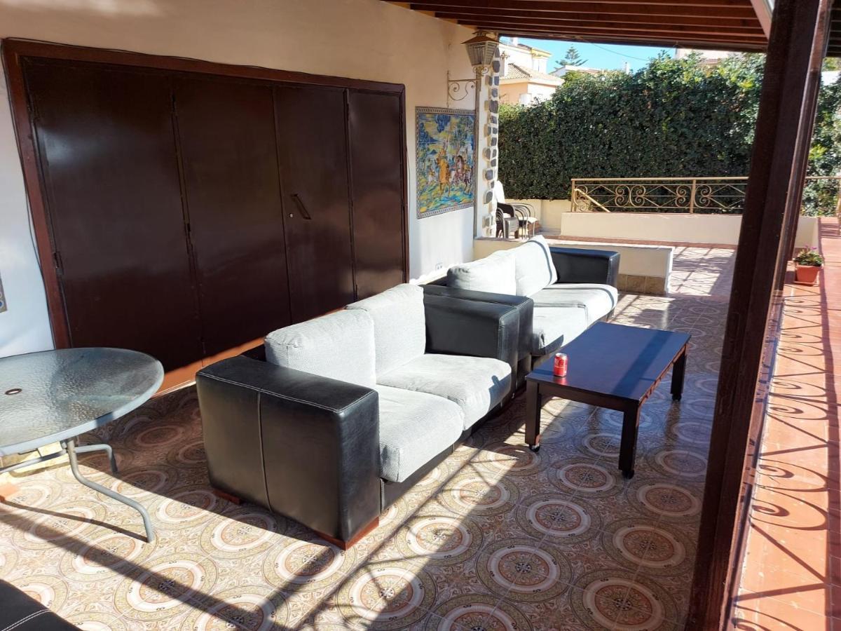 Villa Con Piscina Privada ตอร์เรโมลิโนส ภายนอก รูปภาพ