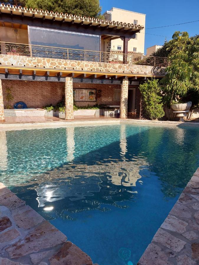 Villa Con Piscina Privada ตอร์เรโมลิโนส ภายนอก รูปภาพ