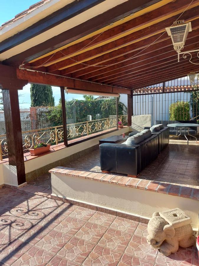 Villa Con Piscina Privada ตอร์เรโมลิโนส ภายนอก รูปภาพ